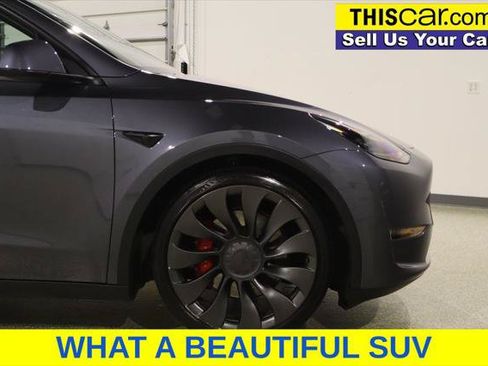 Used 2023 Tesla Model Y Performance AWD/4WD image 10