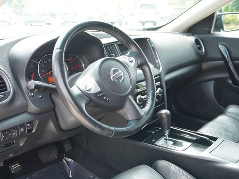Used 2011 Nissan Maxima 3.5 SV w/ Cold Pkg FWD image 24