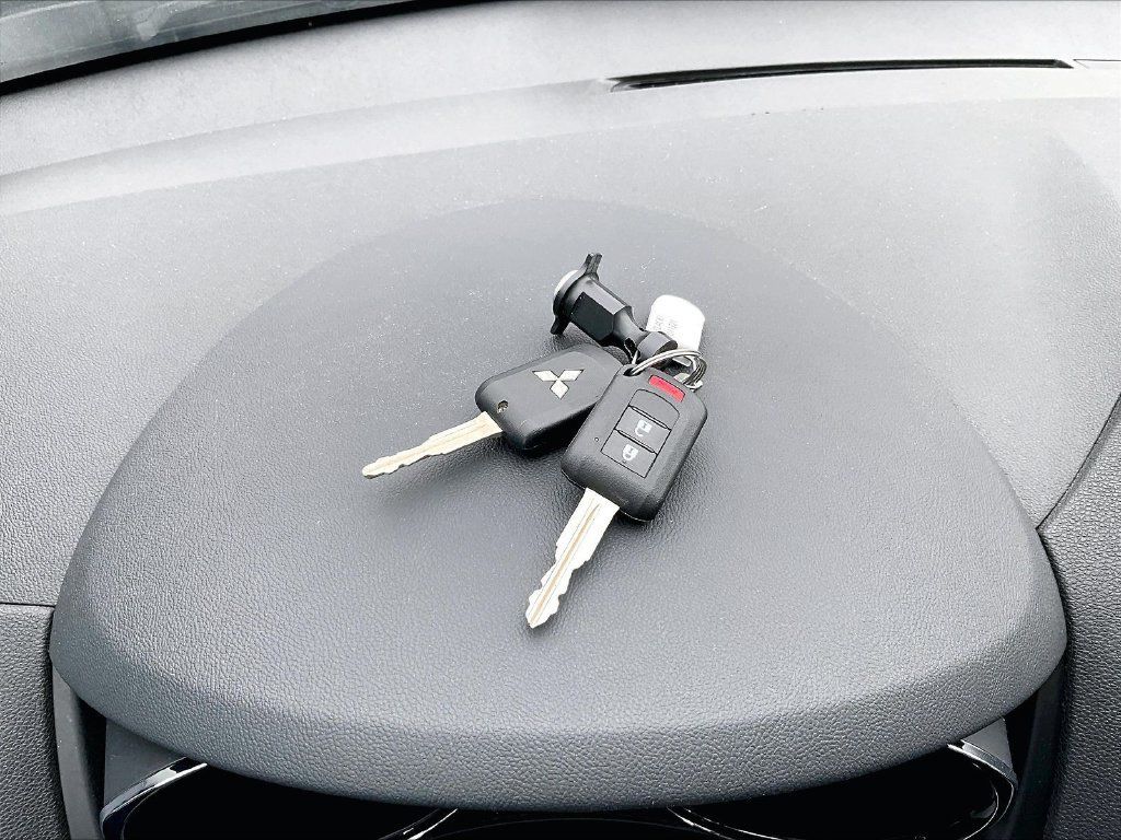 Used 2024 Mitsubishi Outlander Sport AWD image 11