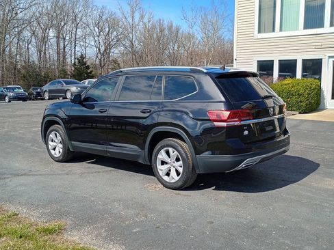 Used 2018 Volkswagen Atlas SE image 3