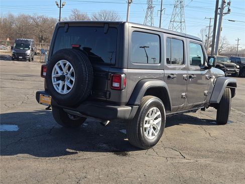 Certified 2023 Jeep Wrangler Sport S image 13
