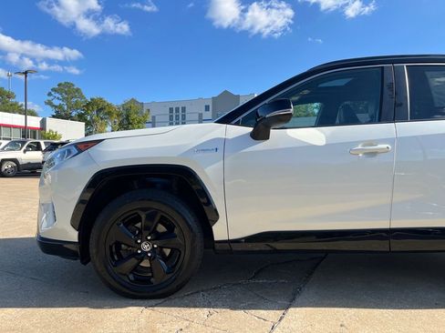 Used 2021 Toyota RAV4 XSE w/ XSE Grade Weather Package image 30