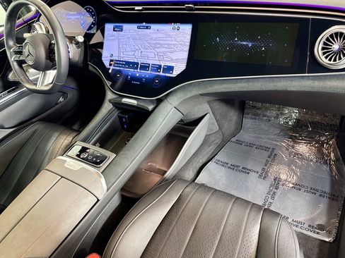 Certified 2024 Mercedes-Benz EQS 580 4MATIC Sedan image 28
