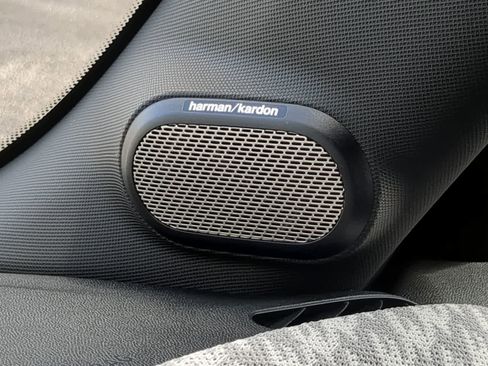 Used 2025 MINI Cooper 2-Door Hardtop image 42