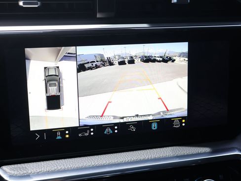 Used 2023 GMC Sierra 1500 Denali w/ Technology Package AWD/4WD image 19