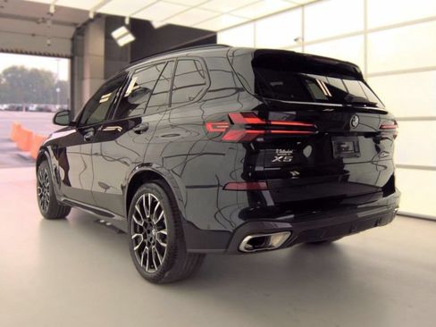 Used 2024 BMW X5 xDrive40i w/ M Sport Package AWD/4WD image 5