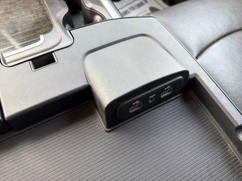 Used 2018 RAM 1500 Limited image 44