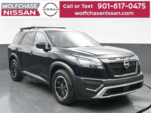 Used 2025 Nissan Pathfinder Rock Creek image 8