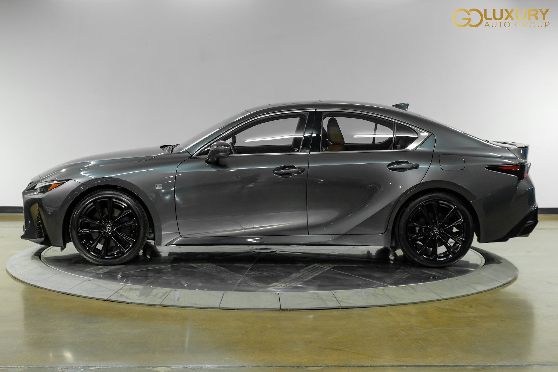 Used 2024 Lexus IS 300 F Sport RWD image 13