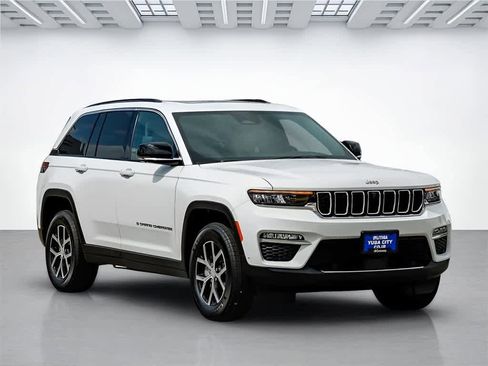 New 2025 Jeep Grand Cherokee Limited w/ Luxury Tech Group II image 6