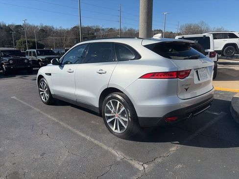 Used 2018 Jaguar F-PACE Prestige image 5