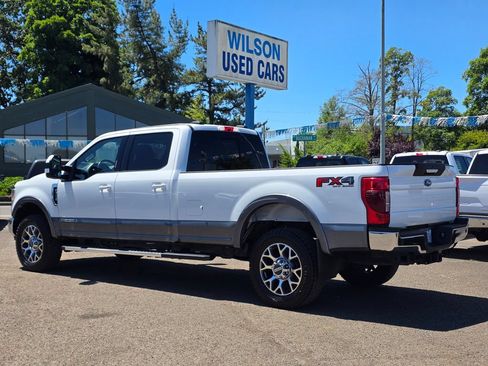 Used 2022 Ford F350 Lariat w/ Lariat Value Package AWD/4WD image 2