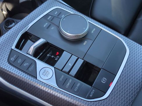 Used 2025 BMW M340i image 25