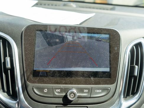 Used 2021 Chevrolet Equinox LT AWD/4WD image 23