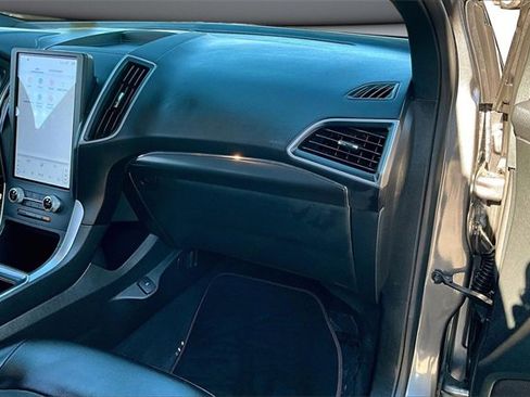 Used 2024 Ford Edge ST-Line image 24