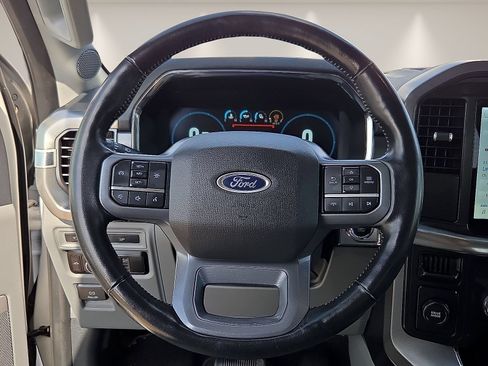 Used 2023 Ford F150 Lariat RWD image 14