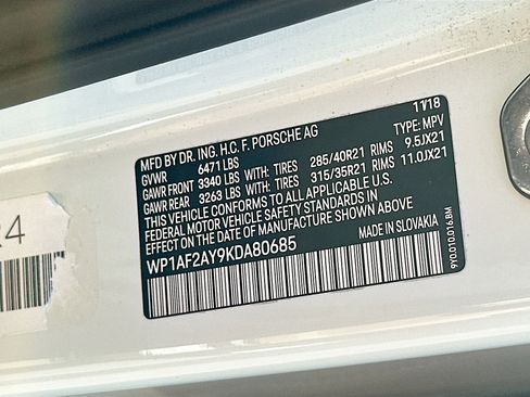 Used 2019 Porsche Cayenne Turbo image 40