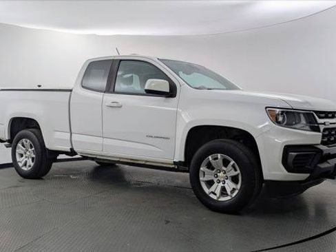 Used 2022 Chevrolet Colorado LT w/ Fleet Safety Package RWD image 9