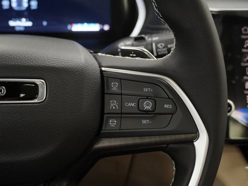 New 2026 Jeep Grand Cherokee Limited image 26