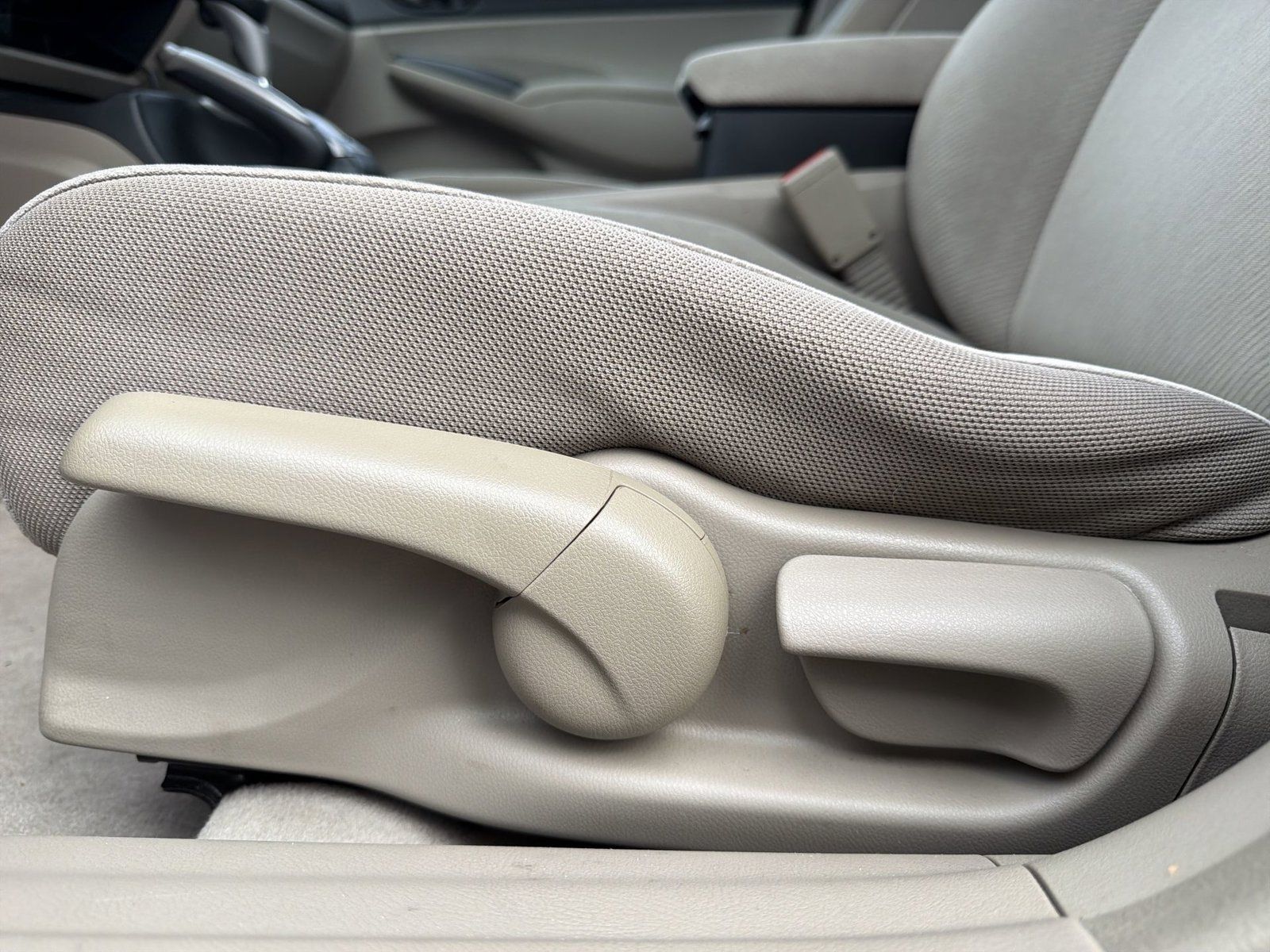 Used 2011 Honda Civic LX image 12