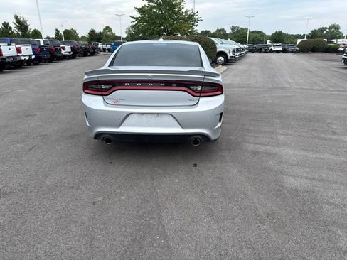 Used 2023 Dodge Charger R/T RWD image 4