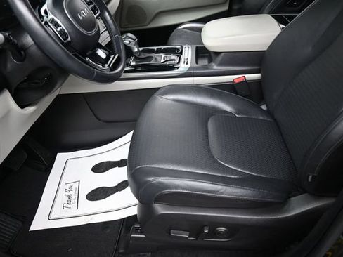 Used 2023 Kia Carnival SX Prestige w/ Paint Protection Package FWD image 15