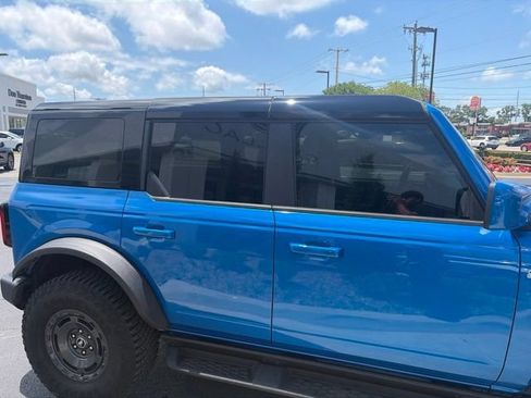 Used 2024 Ford Bronco Outer Banks AWD/4WD image 4