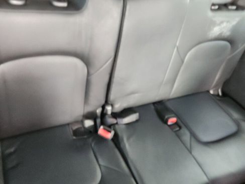 Used 2021 Nissan Armada SL w/ Captain's Chairs Package image 16