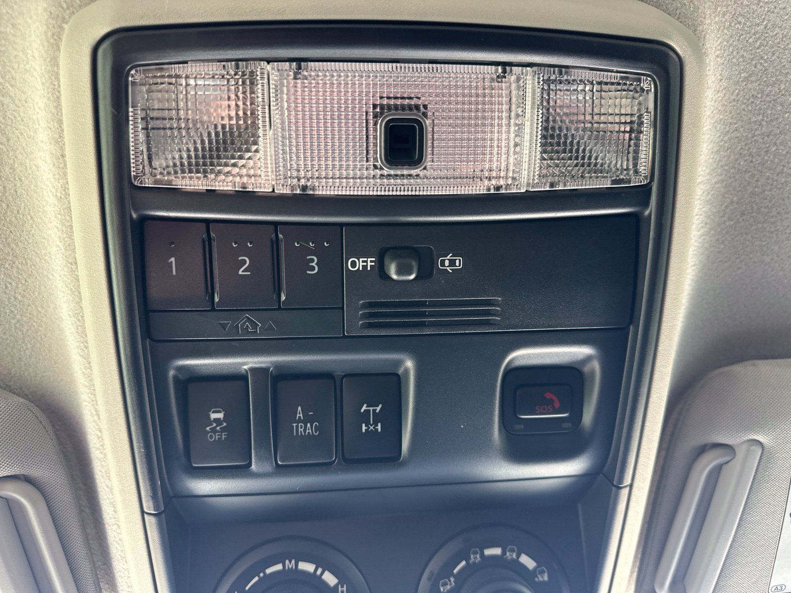 Used 2022 Toyota 4Runner TRD Off-Road Premium AWD/4WD image 75