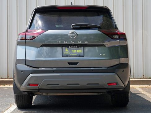 Used 2022 Nissan Rogue SV FWD image 10