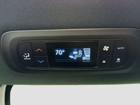 New 2026 Chrysler Voyager LX image 24