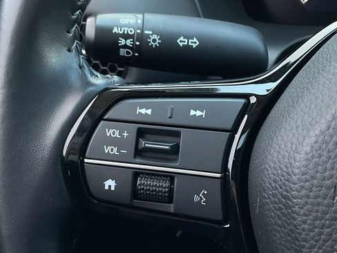 Used 2025 Honda HR-V EX-L image 23