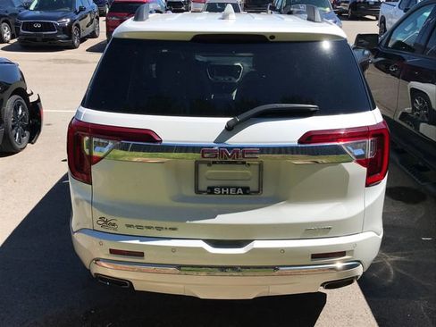 Used 2023 GMC Acadia Denali w/ Denali Ultimate Package image 11