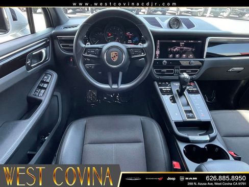 Used 2023 Porsche Macan AWD/4WD image 25