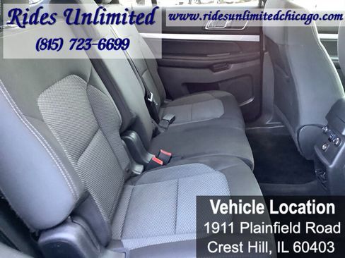 Used 2017 Ford Explorer XLT FWD image 29