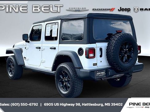 Used 2022 Jeep Wrangler Unlimited Sport image 2