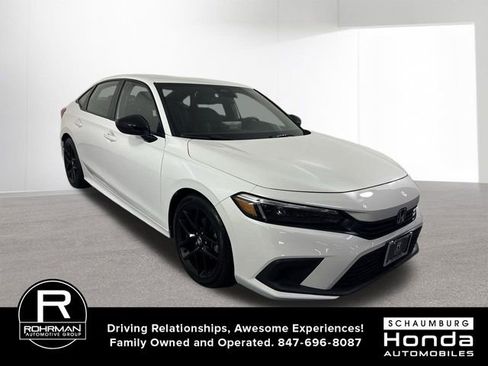 Used 2024 Honda Civic Sport image 3