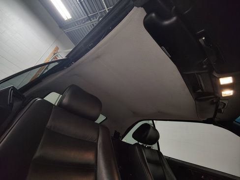 Used 1995 Mercedes-Benz E 320 Convertible image 21