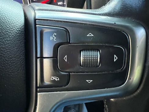 Used 2020 Chevrolet Silverado 2500 LT w/ Convenience Package image 22