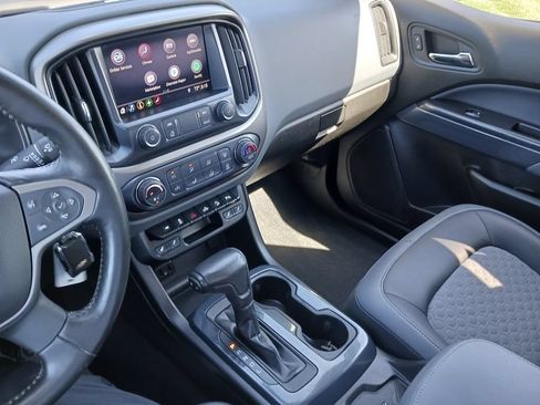 Used 2019 Chevrolet Colorado Z71 AWD/4WD image 28