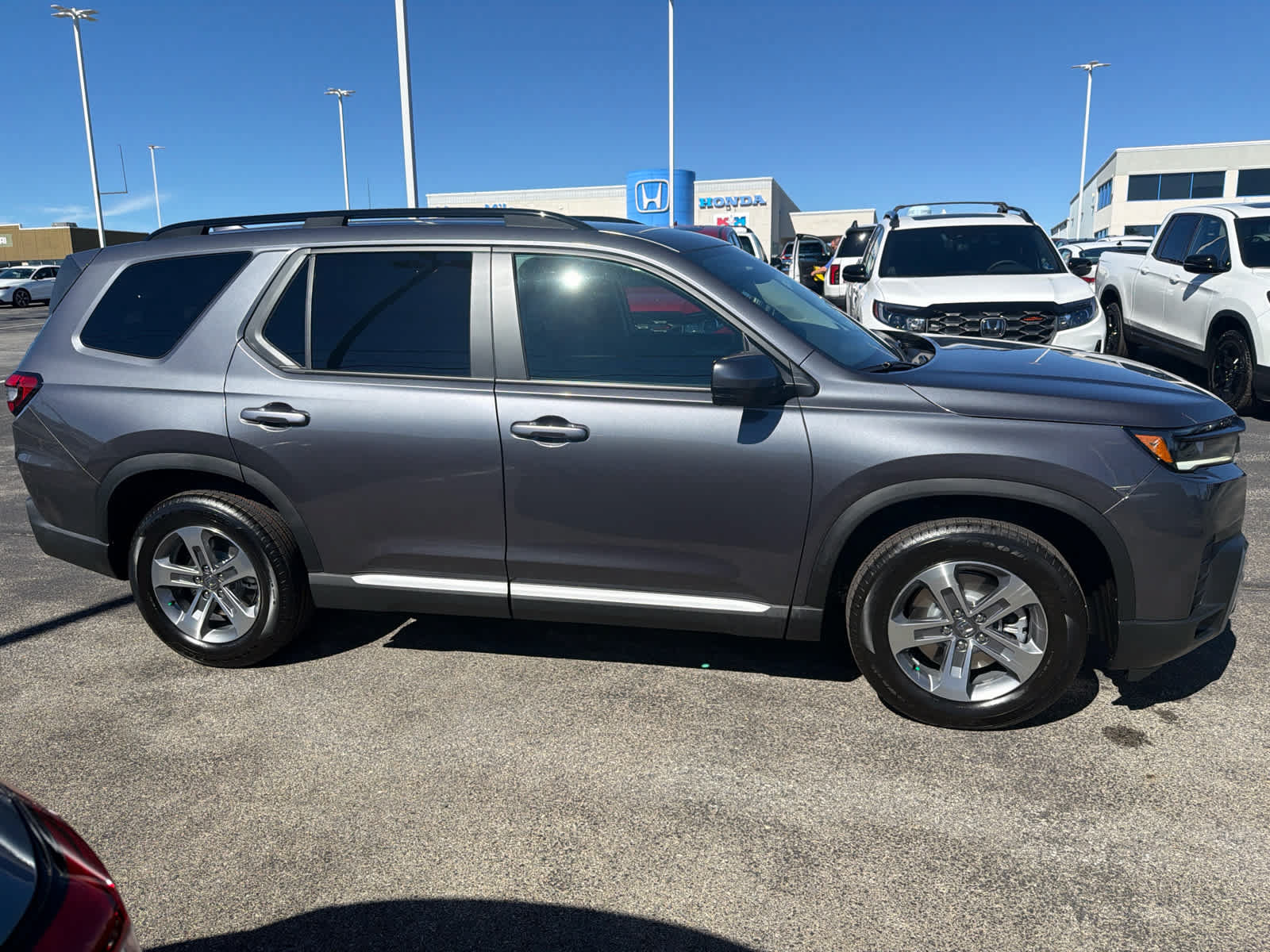New 2026 Honda Pilot EX-L image 4
