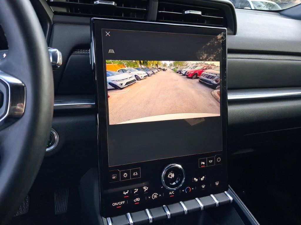 Used 2025 GMC Terrain Elevation FWD image 24