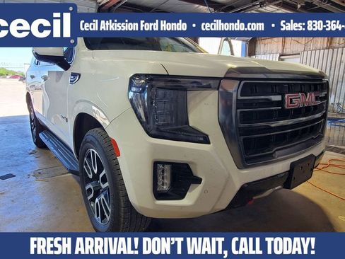 Used 2023 GMC Yukon AT4 image 1