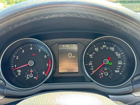 Used 2017 Volkswagen Passat 1.8T R-Line FWD image 20