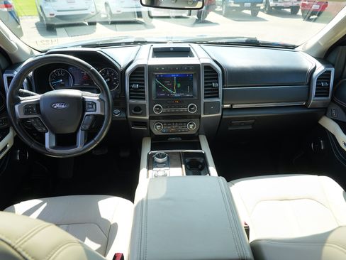 Used 2020 Ford Expedition Platinum AWD/4WD image 25