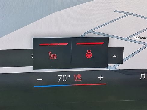 Certified 2024 BMW X5 xDrive40i w/ M Sport Package image 25