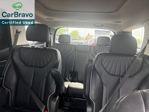 Used 2024 Hyundai Palisade Limited AWD/4WD image 15