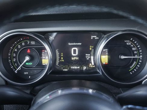 Used 2021 Jeep Wrangler Unlimited Rubicon 4xe image 21