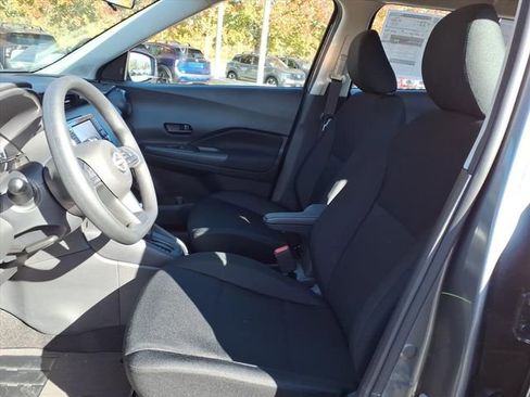 New 2025 Nissan Kicks Play S FWD image 5