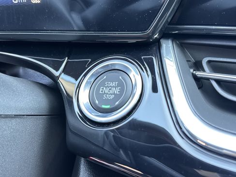 New 2026 Chevrolet Trax RS w/ Driver Confidence Package FWD image 35